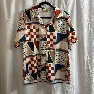 VRG GRL Geometric Button Up Blouse. Size 10.